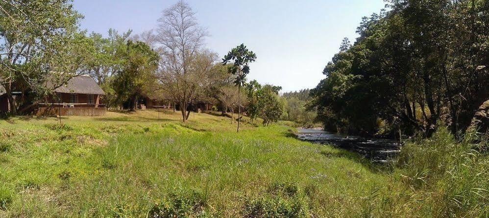 Kwambali Riverside Lodge Hazyview Exterior photo